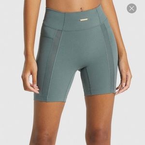 WHITNEY MESH SHORTS – Eucalyptus